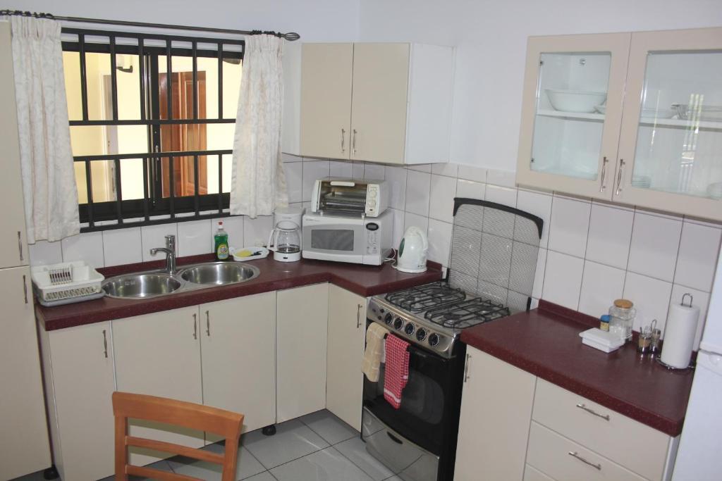 Rachel'S Apartments Парамарибо Номер фото